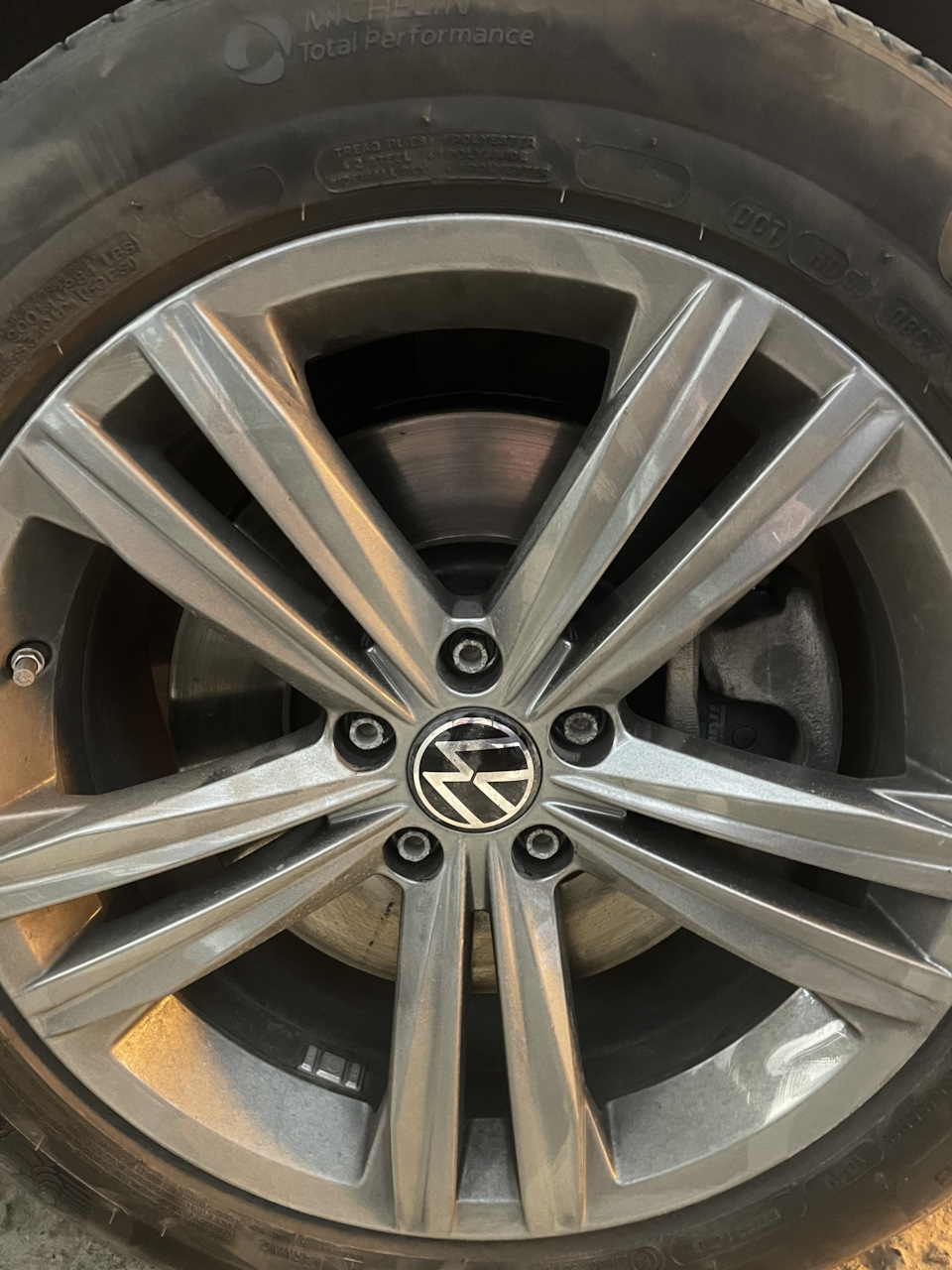 Фото в бортжурнале Volkswagen Tiguan (2G)