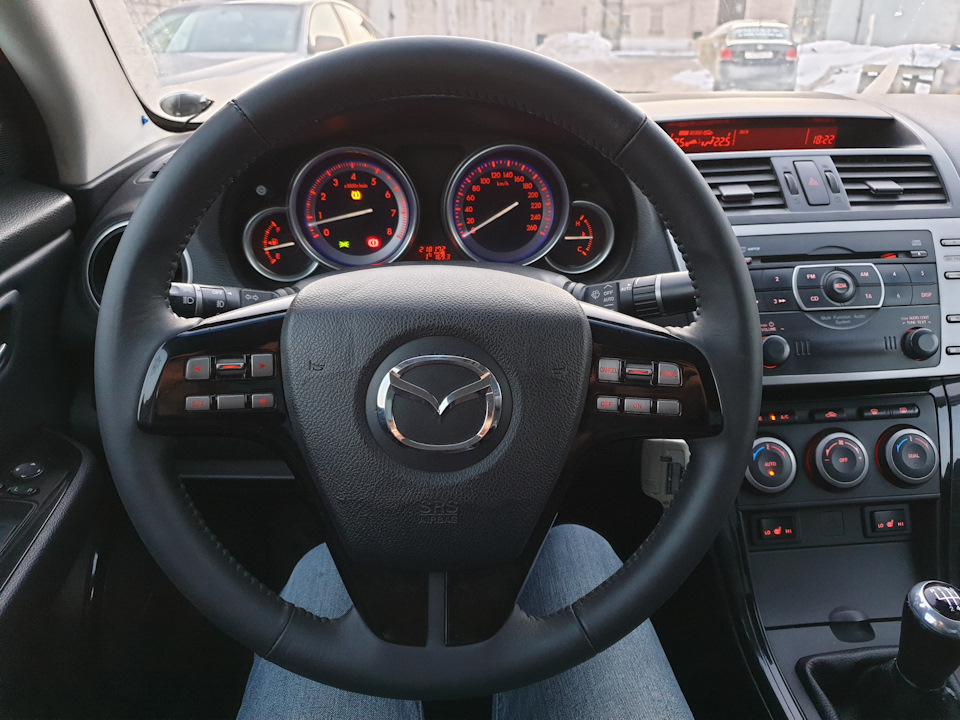 Мазда 6. Руль. — Mazda 6 (2G) GH, 2 л, 2008 года | стайлинг | DRIVE2
