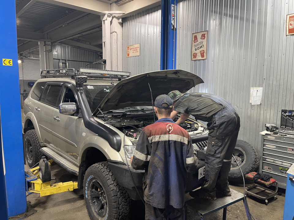 Первое ТО — Mitsubishi Pajero Sport (2G), 2,5 л, 2011 года | визит на ...
