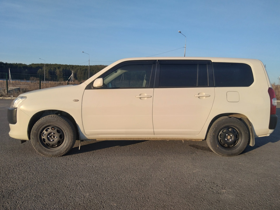 Переобувка. ВСМПО Зенит, виатти 130 — Toyota Probox, 1,5 л, 2019 года ...