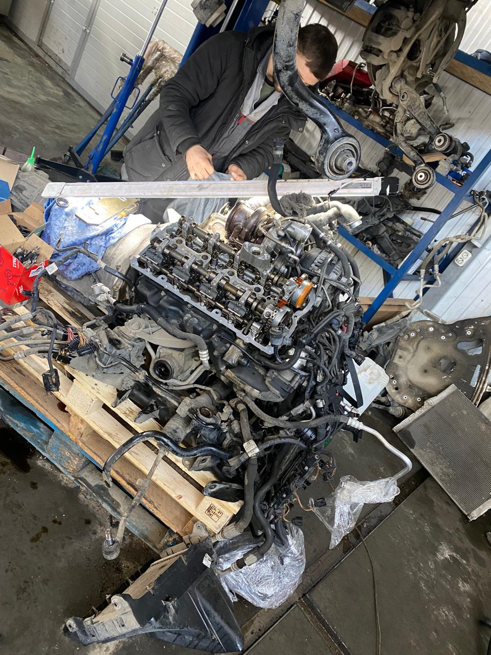 F(x)=4х^5-6х^3 первообразная. F(x) =(2x-3)(1-x в 3 степени). Первообразная функции f(x)=x2 - это. F x 5 x 13 15. 2cos3x производная.