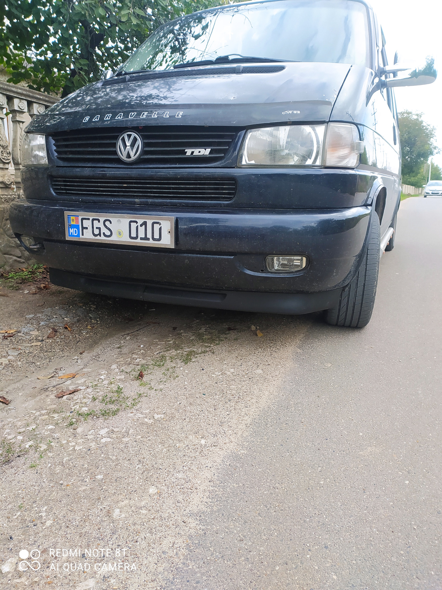 Нижняя губа на передний бампер — Volkswagen Caravelle (T4), 2,5 л, 1998 ...