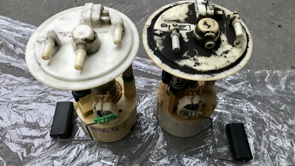 Слева 450, справа 452 — Smart Roadster