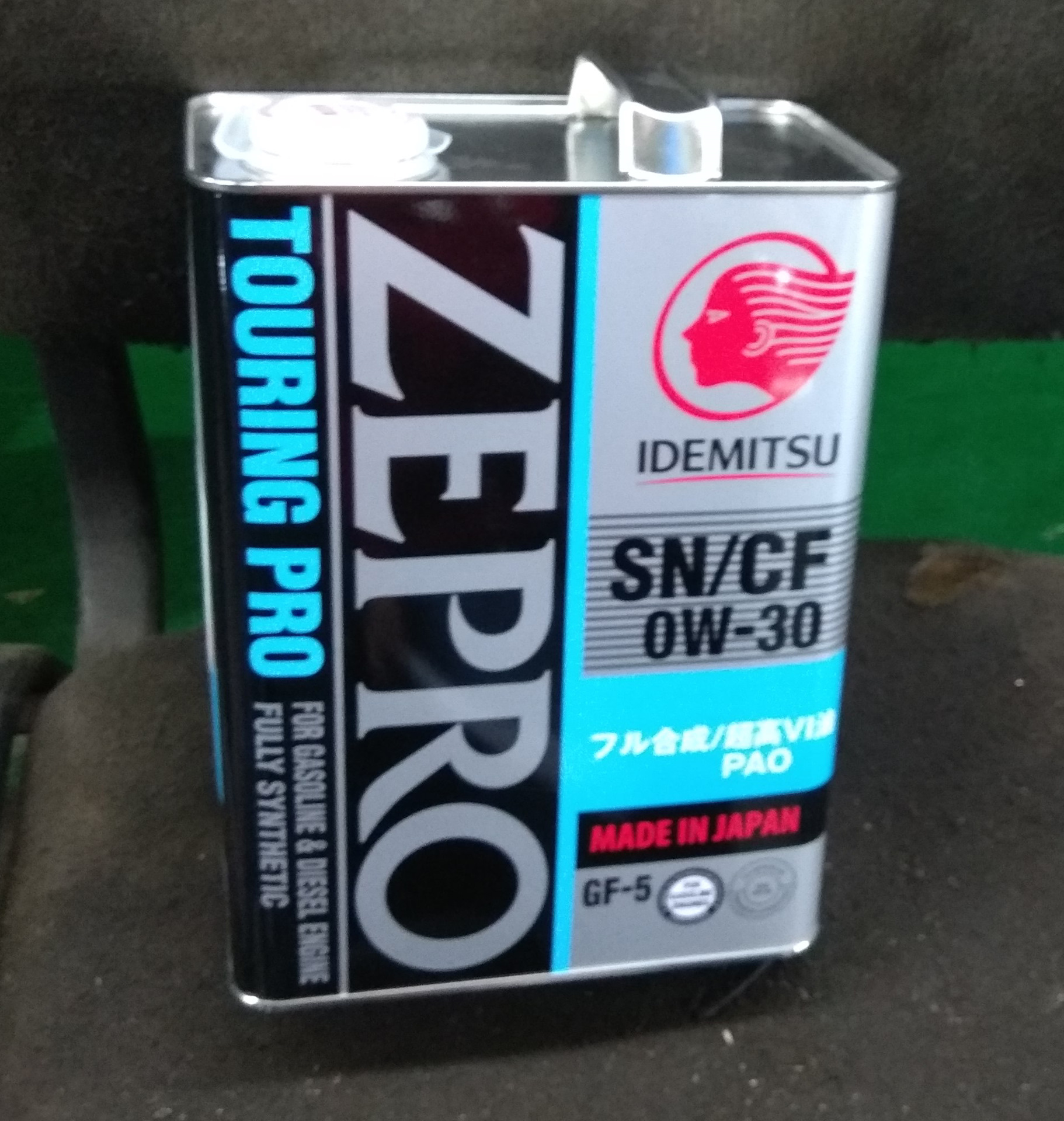 Zepro масло 5w 30. Idemitsu 0w30 Zepro. Idemitsu 5w30 полусинтетическое. Idemitsu 0w30 Zepro артикул. Idemitsu 0/30 Zepro.