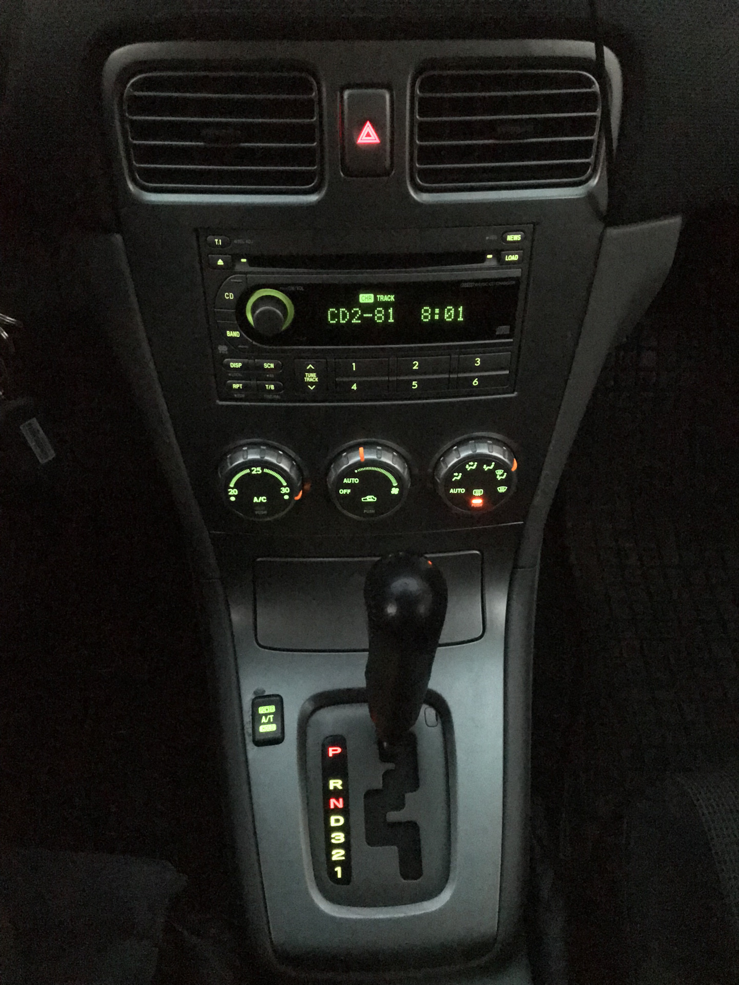 Замена лампочек в кнопках — Subaru Forester (SG), 2 л, 2007 года ...