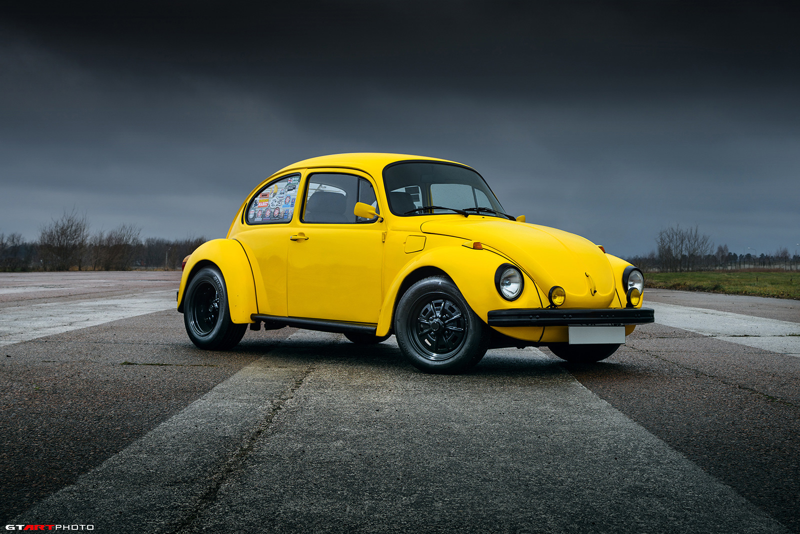 Volkswagen желтый. Фольксваген тайп 1. Volkswagen Beetle 2 Yellow. Volkswagen Beetle Yellow. Volkswagen Type 161.