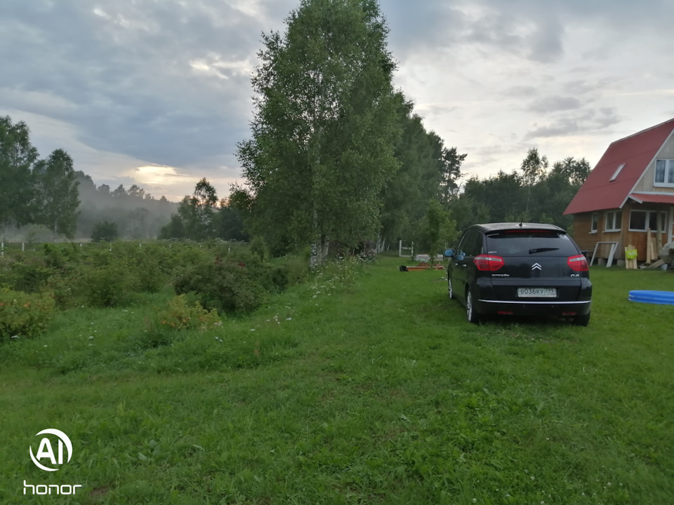 Фото в бортжурнале Citroen C4 Picasso (1G)