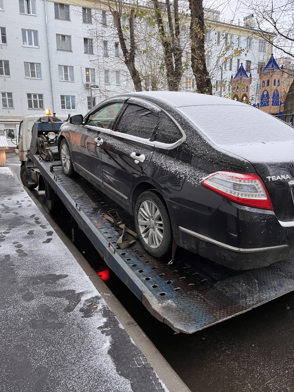 Что сломалось за год стоянки под открытым небом — Nissan Teana (J32), 2,5  л, 2012 года | визит на сервис | DRIVE2