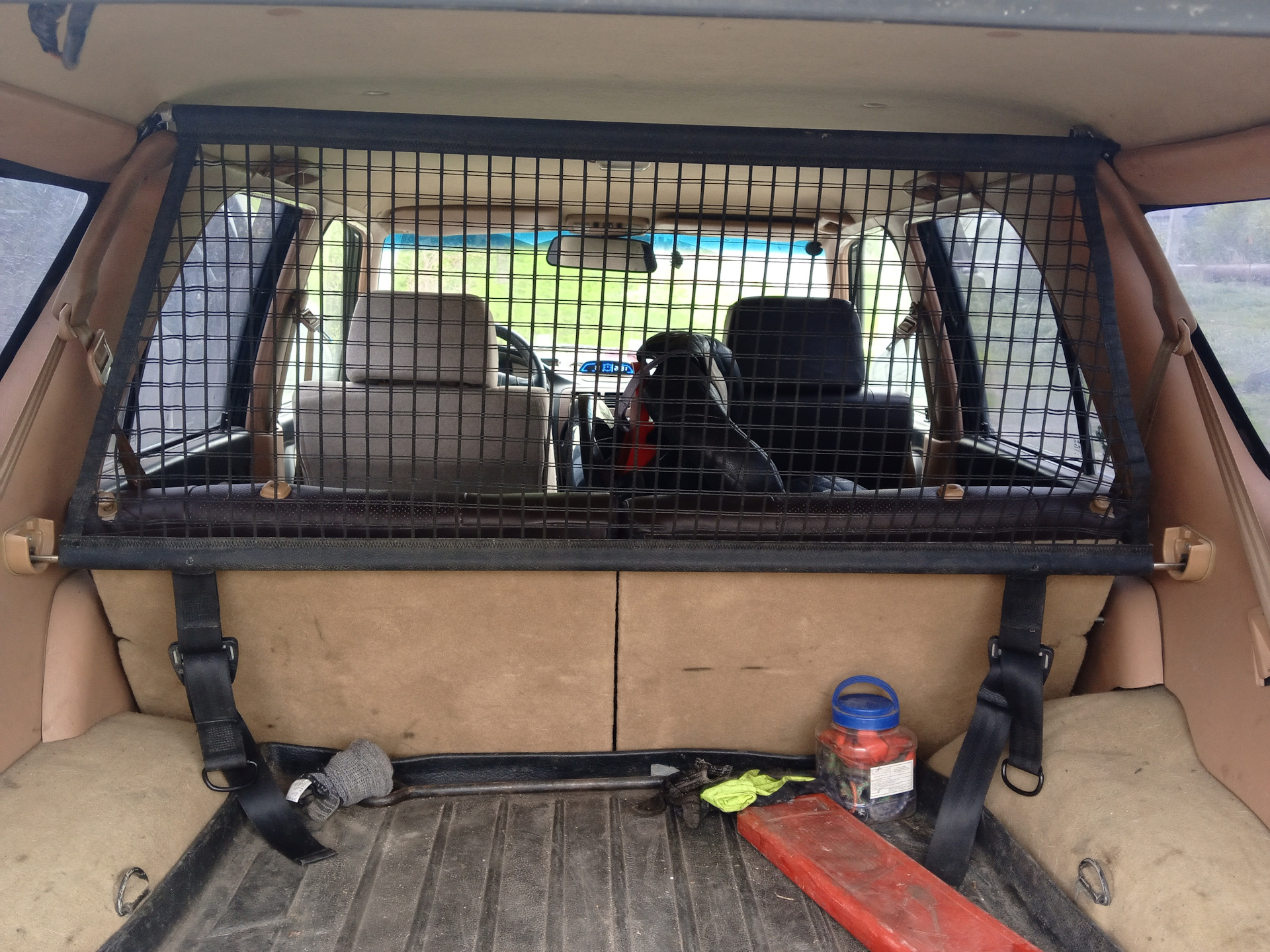 Пёс со мной — Great Wall Safe, 2,2 л, 2008 года | аксессуары | DRIVE2