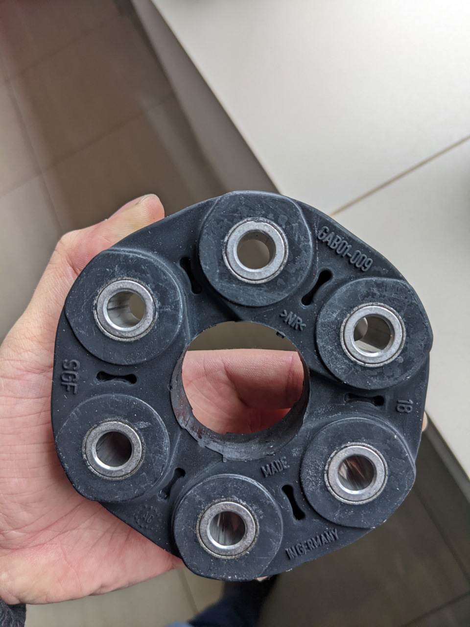 Фото в бортжурнале Opel Omega B. Запчасти на фото: GAB01