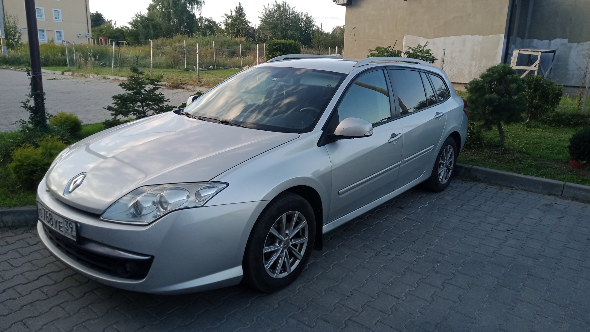 Renault Laguna III 1.5 дизельный 2008 | Универсал на DRIVE2