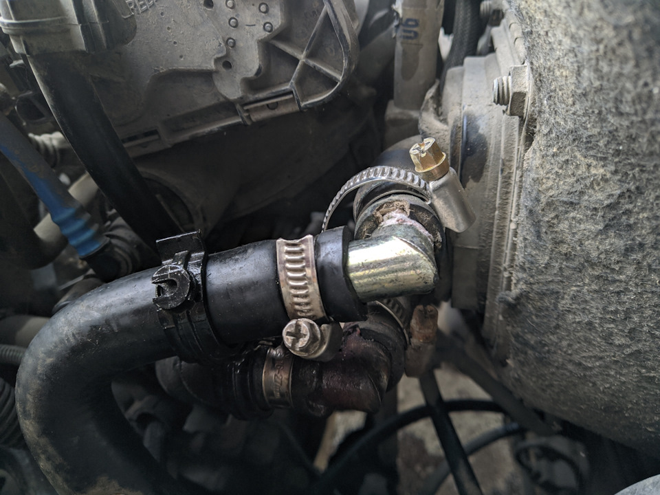 "Доброе утро", антифриз вытек! — FIAT Albea, 1,4 л., 2009 года | своими ...