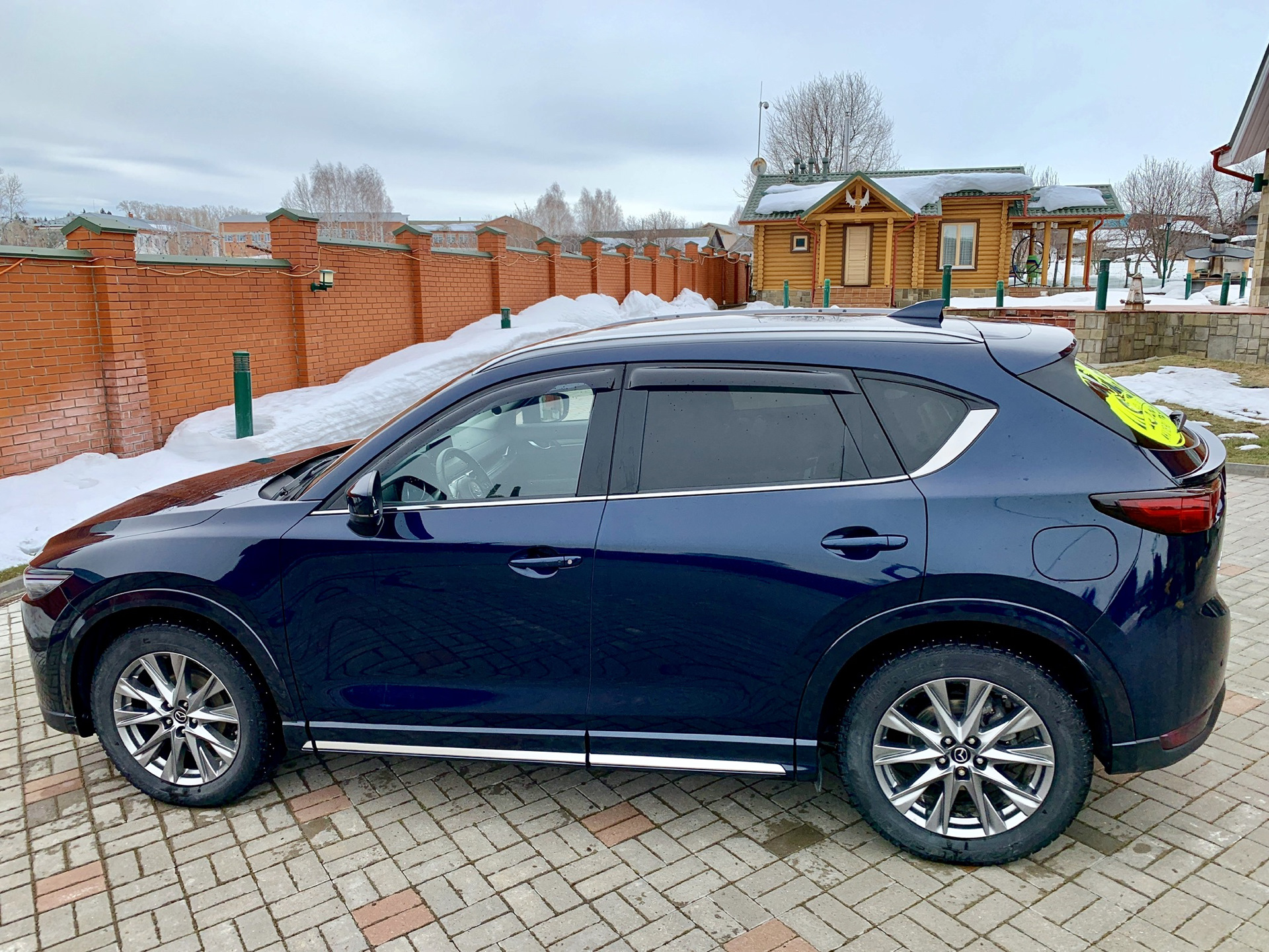 Пороги сх5. Пороги Mazda CX-5. Молдинги Mazda cx5 2021. Пороги Мазда сх5. Mazda CX 5 2021.