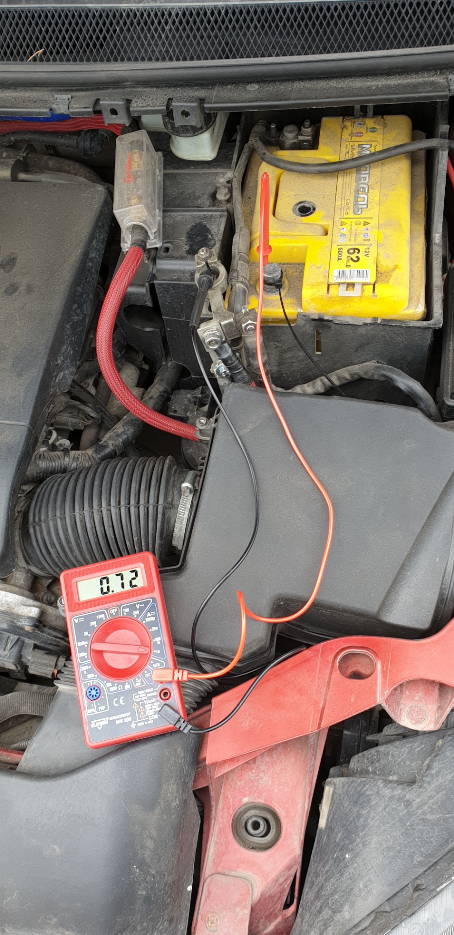 Черный день в жизни фокуса. Проверка АКБ на утечку тока. Замена АКБ ...