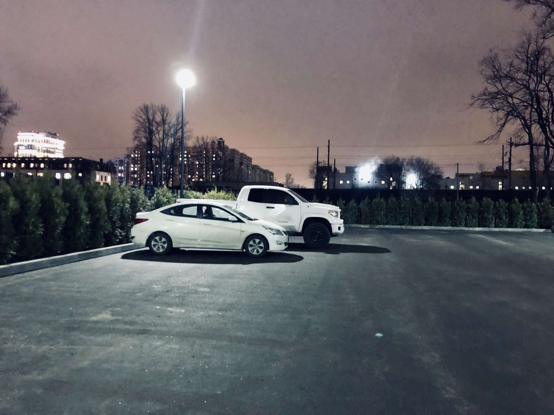 Тойота тундра в снегу