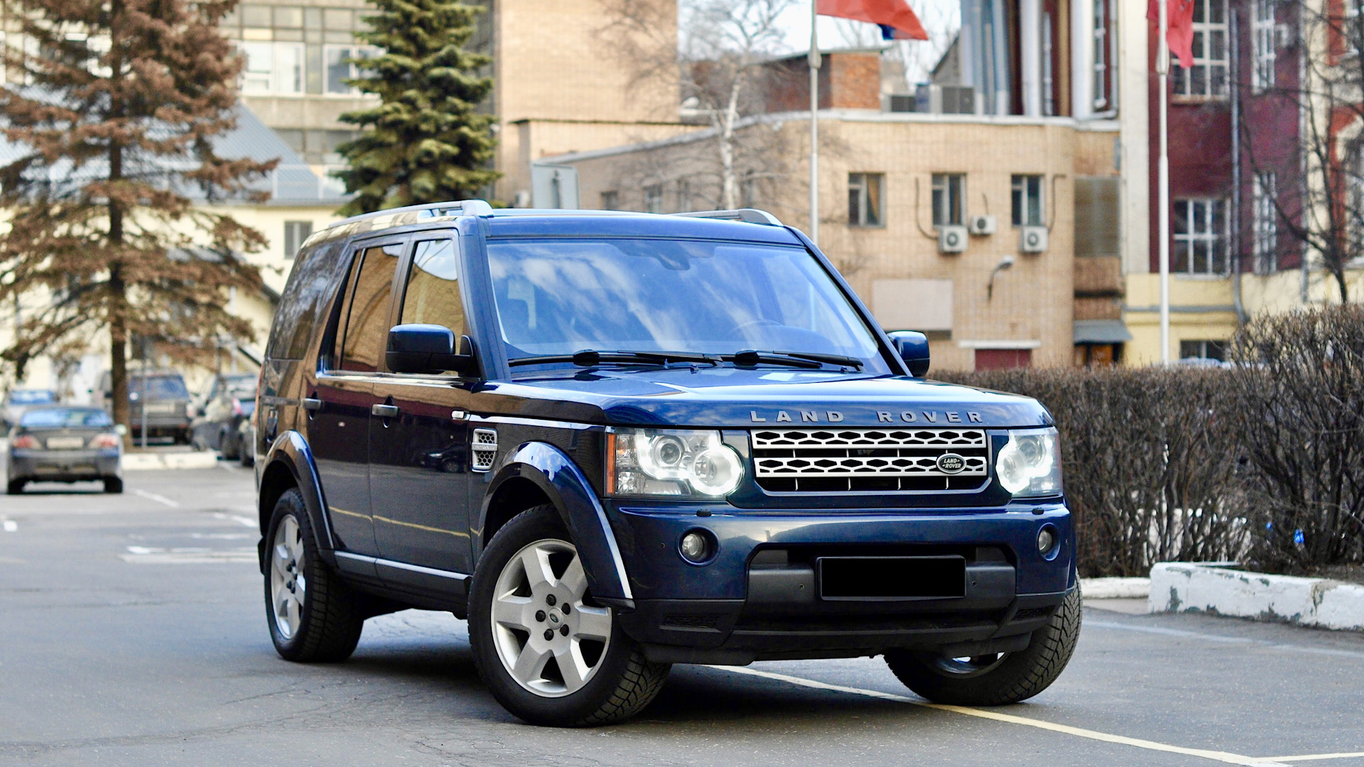 Диско 4 ленд ровер. Рендж ровер джип. Discovery отзывы. Discovery 4 рестайлинг. Land rover lr3.