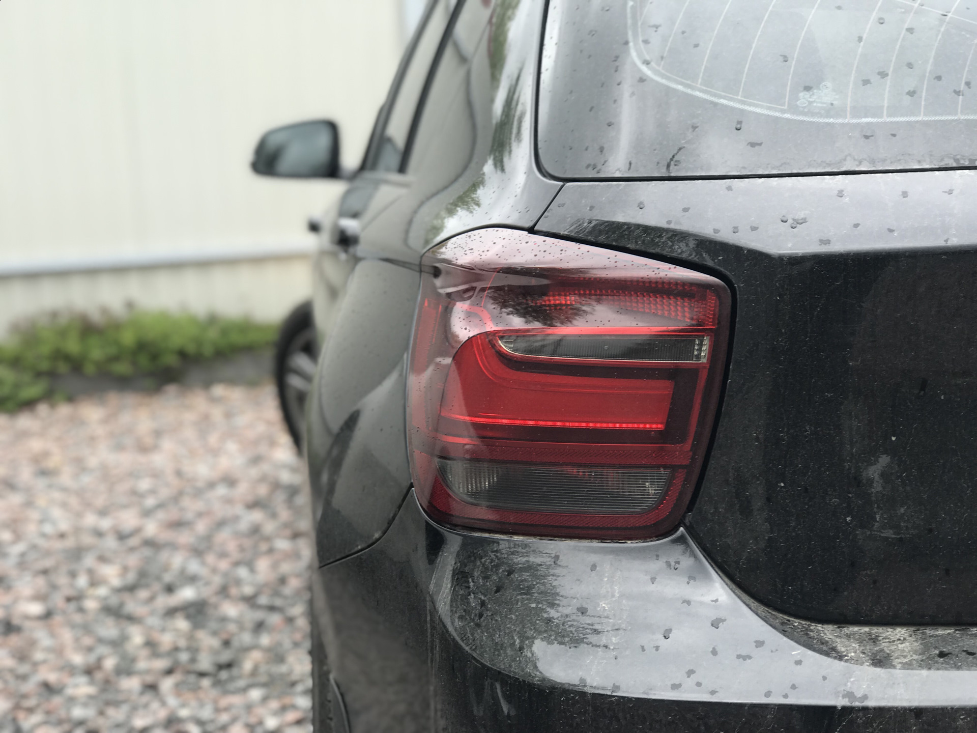 Как снять задний фонарь bmw f30 Замена задних фонарей на светодиодные BMW F20 F30 - BMW 1 series (F20), 1,6 л, 2