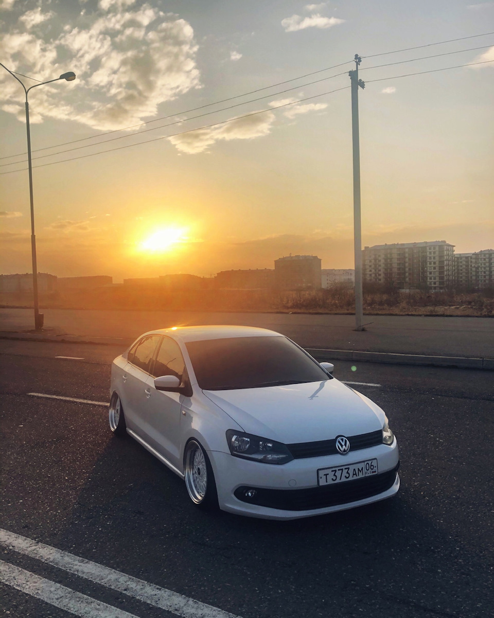 Volkswagen Polo Р±РµР»С‹Р№