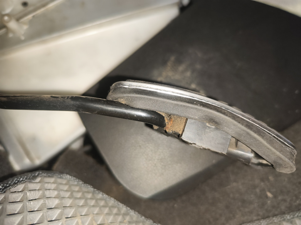 Накладки на педали оутлендер 1 америкос — Mitsubishi Outlander (1G), 2 ...