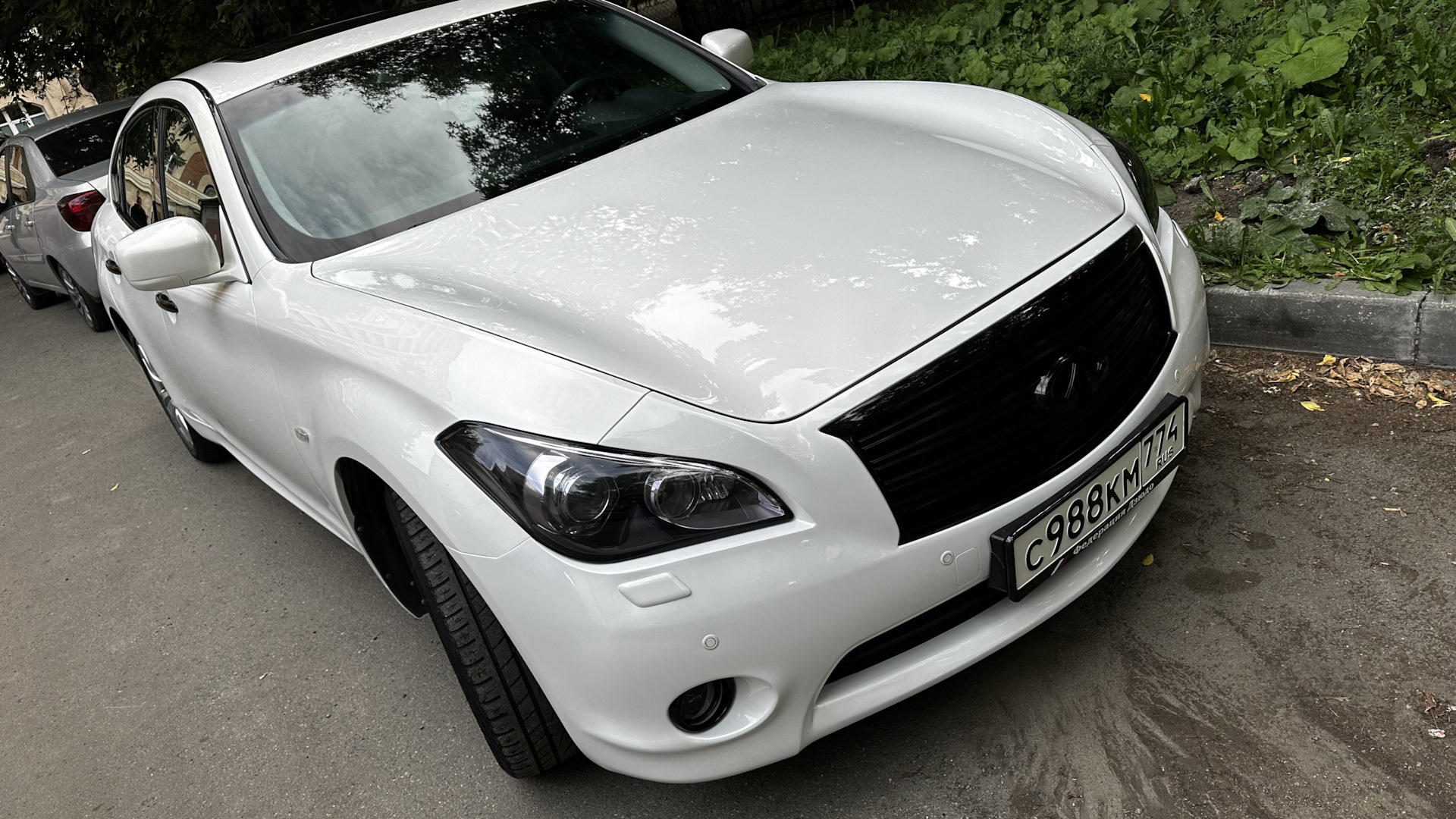 Infiniti M (3G) 2.5 бензиновый 2012 | Белый Финик на DRIVE2