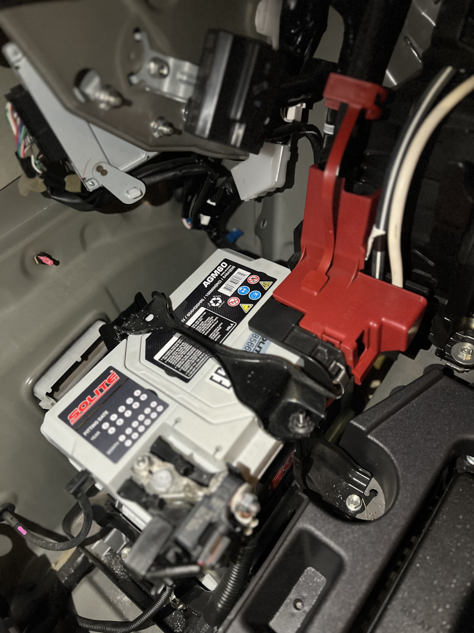 Замена акб 11. Акб iphone 11 pro max. Iphone 11 ifixit. Ifixit iphone 11 pro teardown. Аккумулятор для iphone xr.