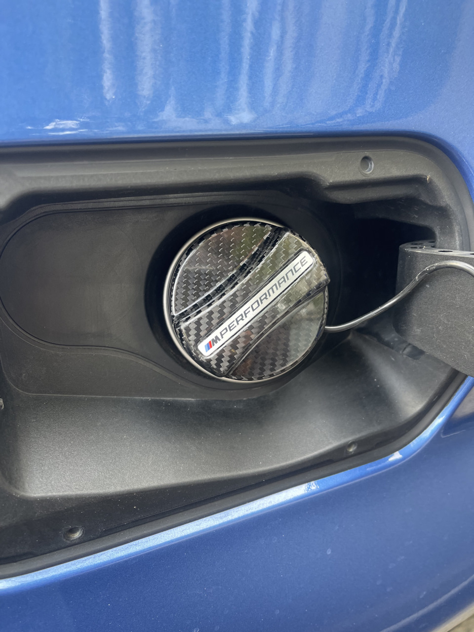 Насадка на пробку BMW — BMW 3 series (F30), 2 л, 2018 года | тюнинг ...