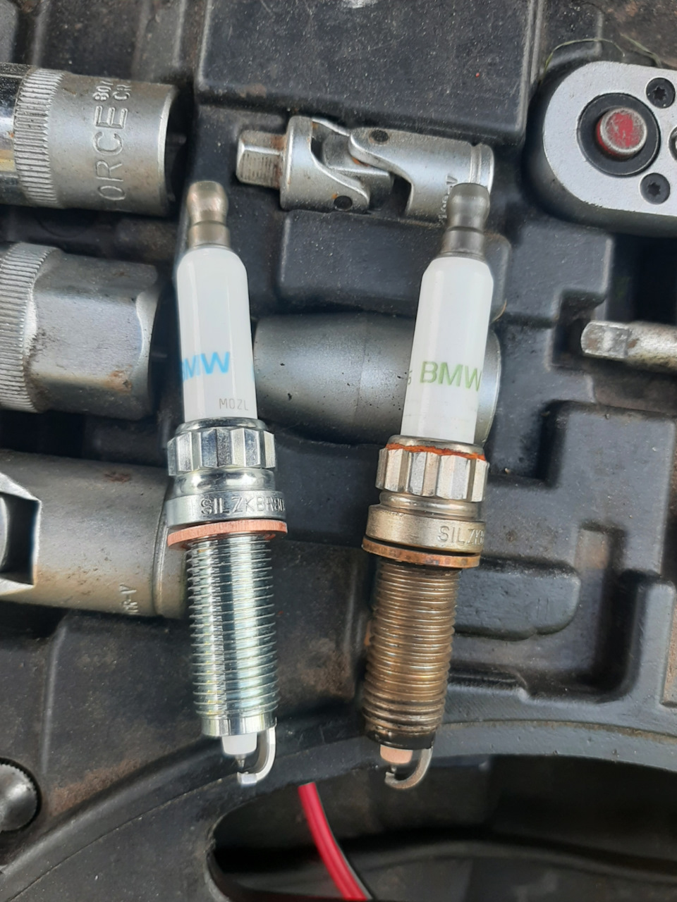 Короткие свечи n52b25. Свечи n20. Свечи n20. Свечи n20b20. Свечи на бмв е39.