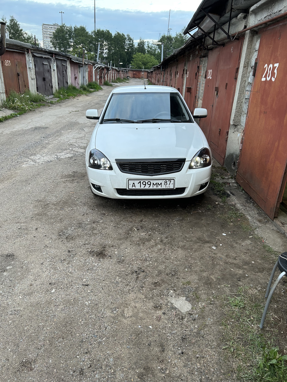 Маски фар в черный — Lada Приора седан, 1,6 л, 2012 года | другое | DRIVE2