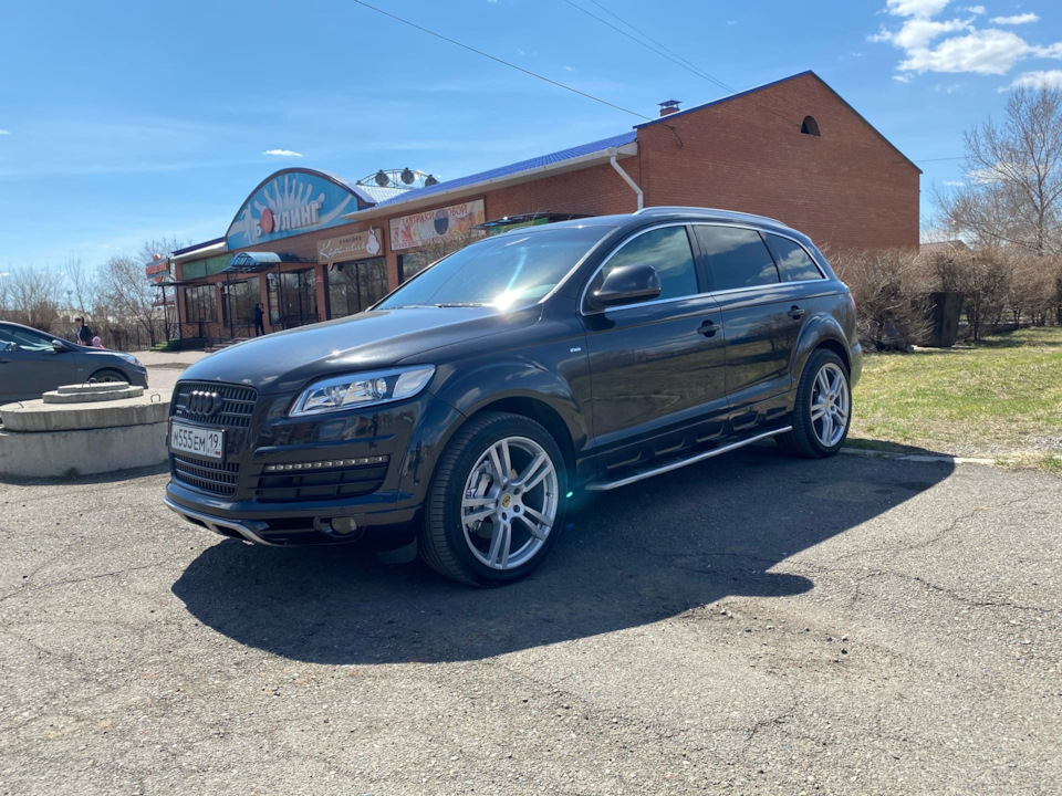 Фото в бортжурнале Audi Q7 (1G)