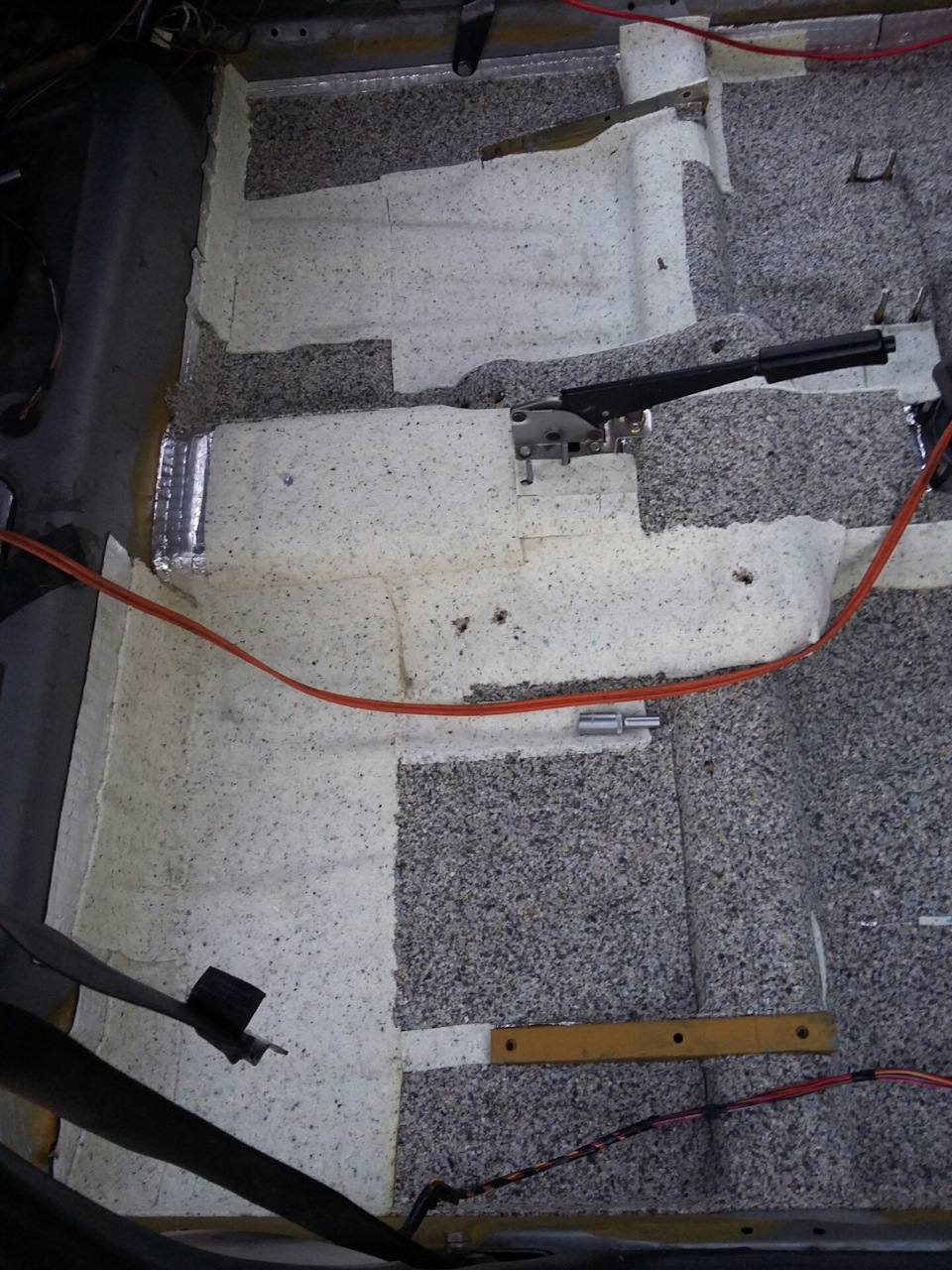 Виброшумоизоляция — Lada Приора седан, 1,6 л, 2008 года | своими руками ...