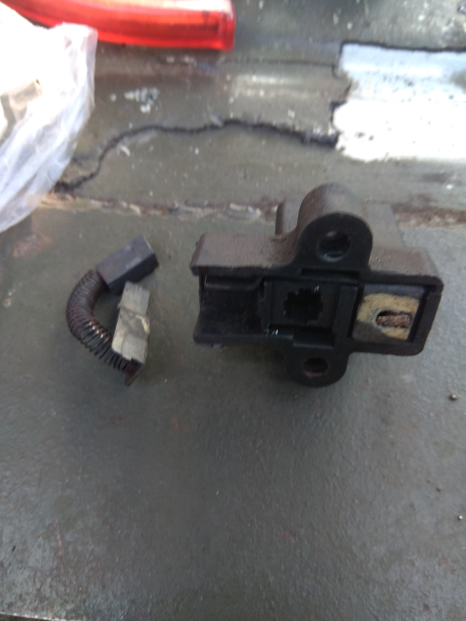 Пропала зарядка — УАЗ 3962, 2,4 л, 1995 года | поломка | DRIVE2