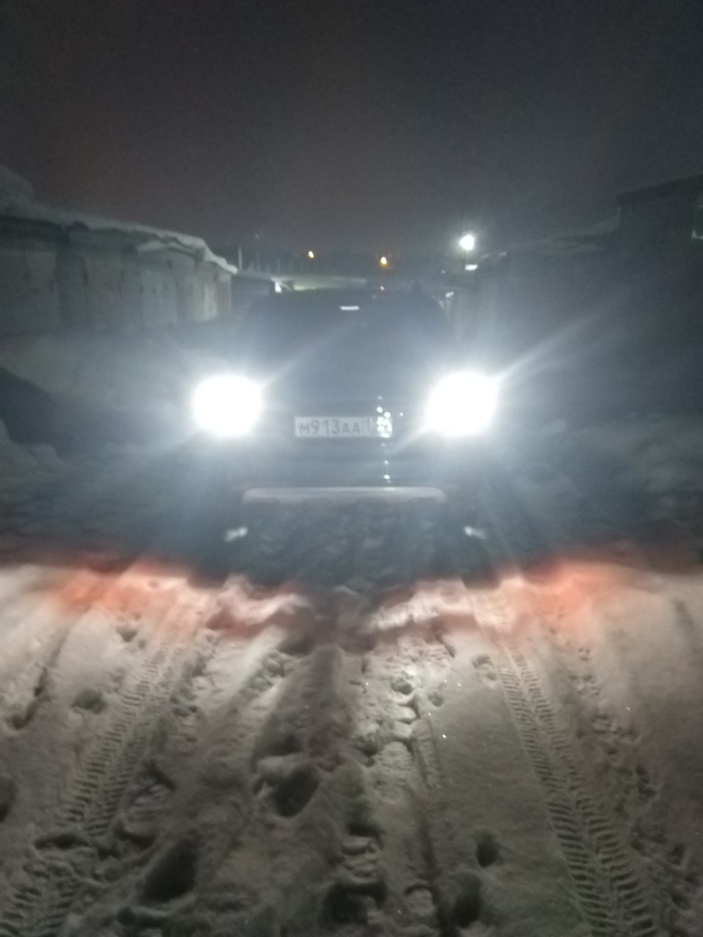 Замена лампочек заднего хода — Lada Гранта Cross, 1,6 л, 2020 года ...