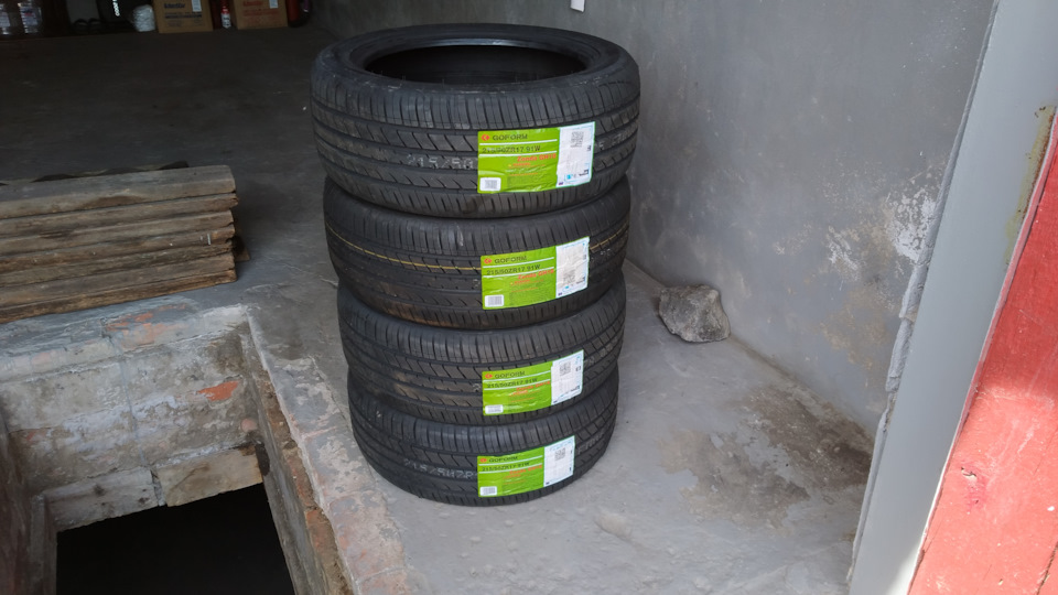 . — Toyota Mark II Blit