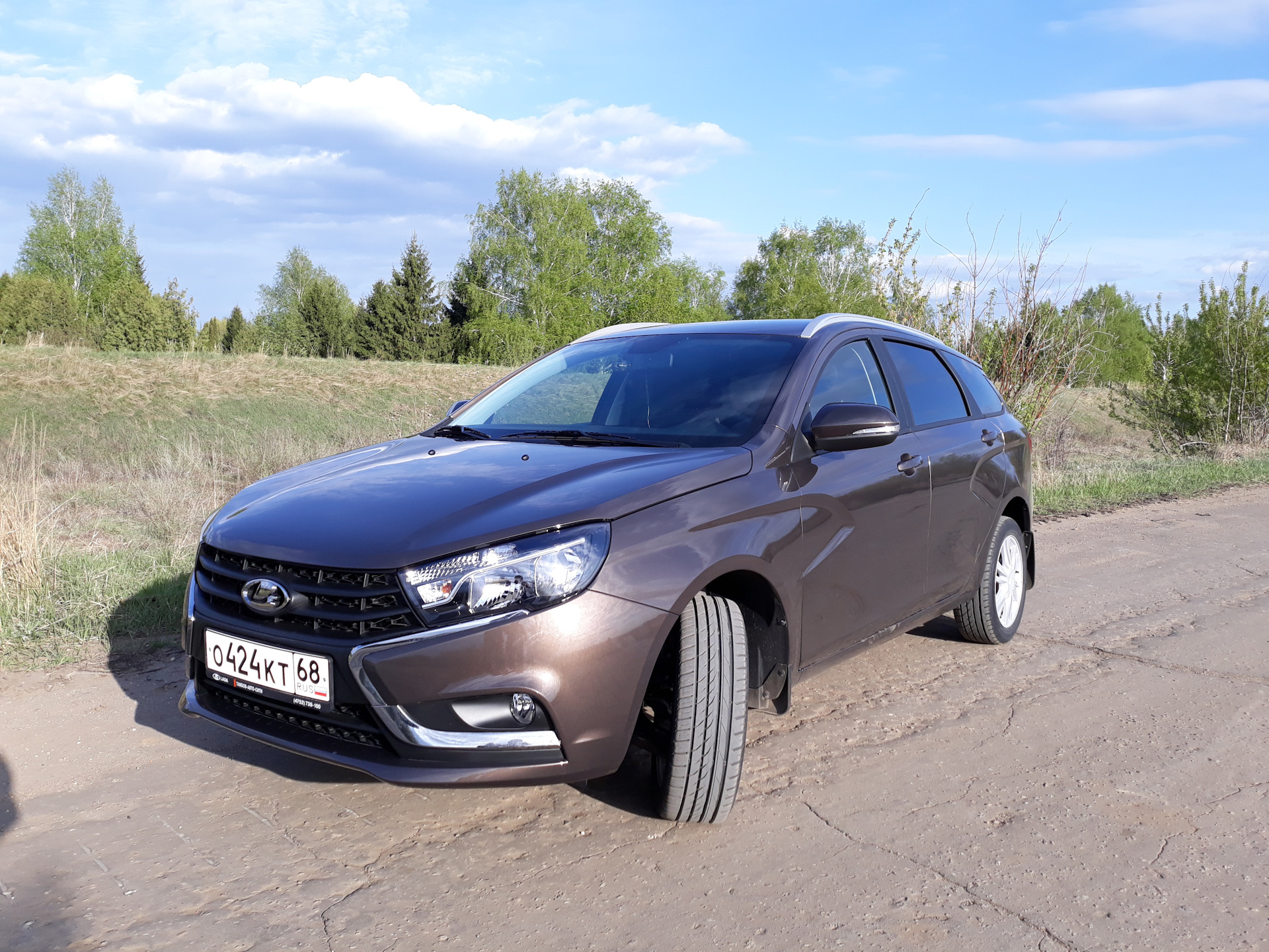 3. Эко кожа в салон. 1.6 динамика и эластичность. 16 мая 2019. — Lada Vesta  SW, 1,6 л, 2019 года | наблюдение | DRIVE2