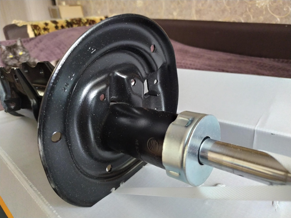 8450006744 Стойка телескопическая передней подвески правая в сборе LADA ...