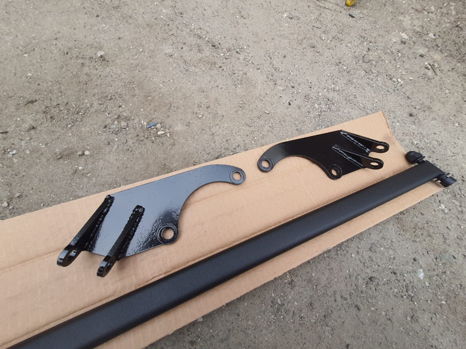 Передняя и задняя распорка кузова — Honda Stream RN8 — Honda Stream ...