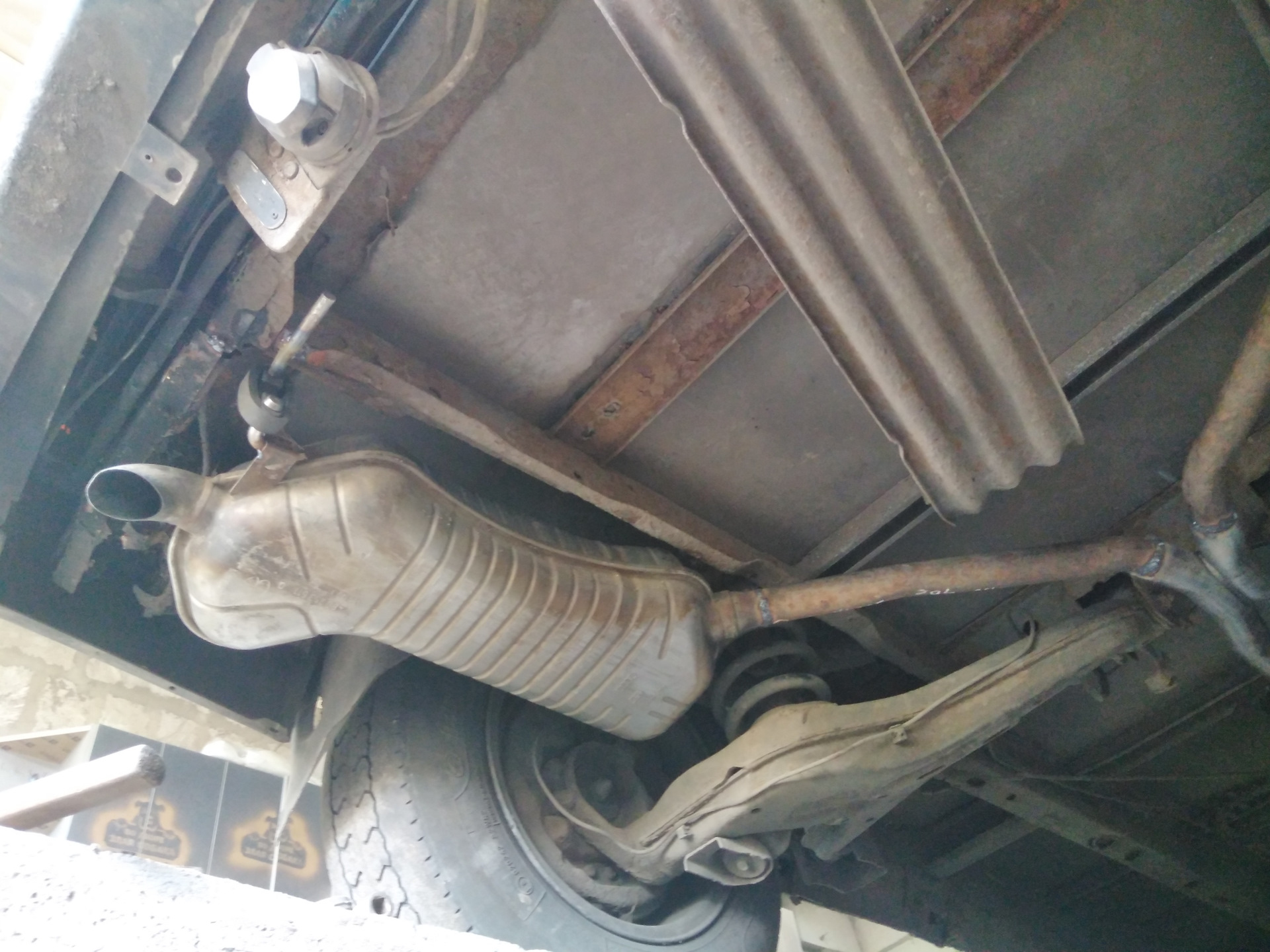 Выхлопная система Ауди — Volkswagen Caravelle (T4), 1,9 л, 1994 года ...