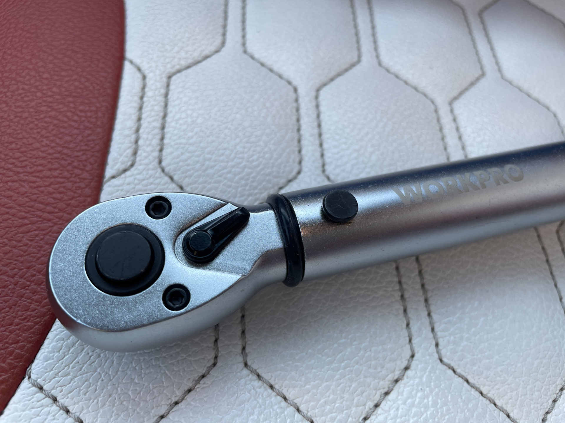 Кто знает, какая должна быть правильная затяжка у свечей зажигания и ...