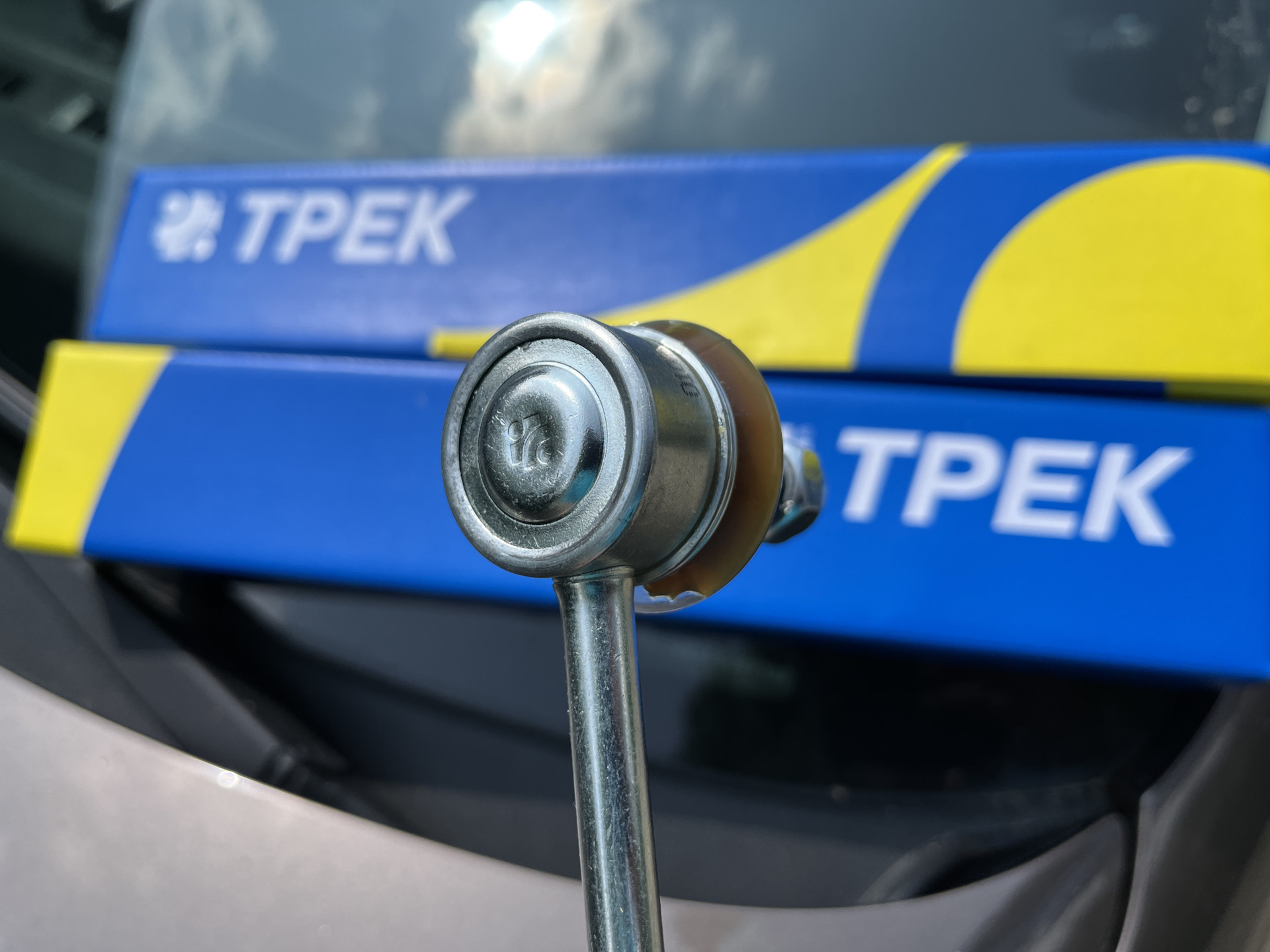 Стойки стабилизатора ТРЕК — Volkswagen Polo Sedan, 1,6 л, 2014 года ...