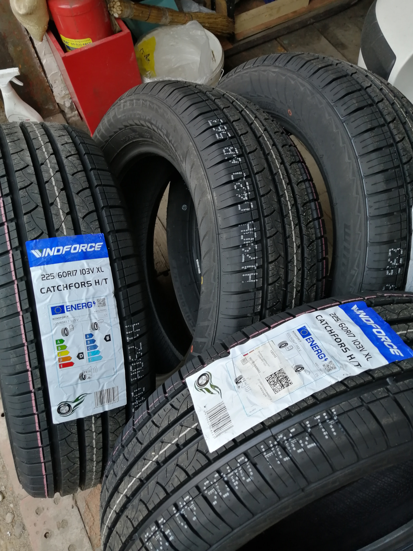 Новая летняя резина — Hyundai ix35, 2 л, 2010 года | шины | DRIVE2