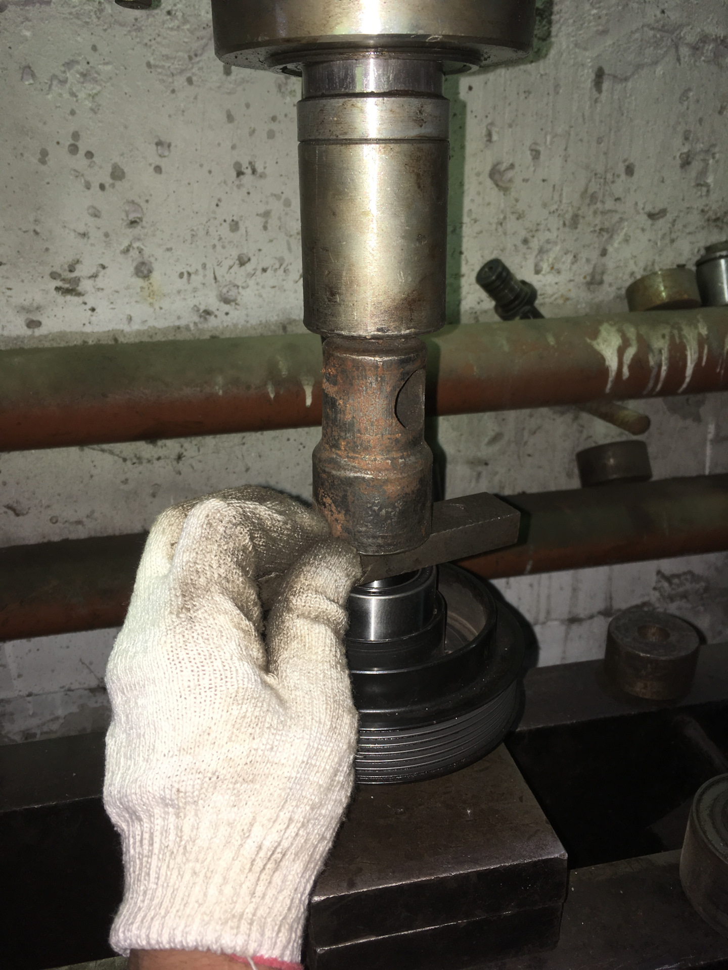 Замена подшипника в муфте компрессора кондиционера от Kia Rio 2011 года ...