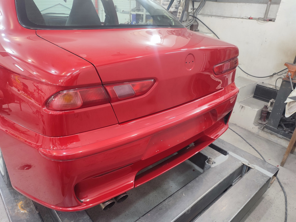 Задние фонари и бампера он установил без меня — Alfa Romeo 156 GTA
