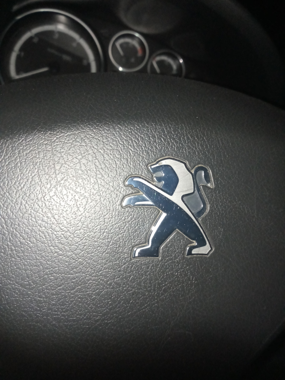 Мотор троит и колбасит.Что делать? — Peugeot 308 SW (1G), 1,6 л, 2012 ...