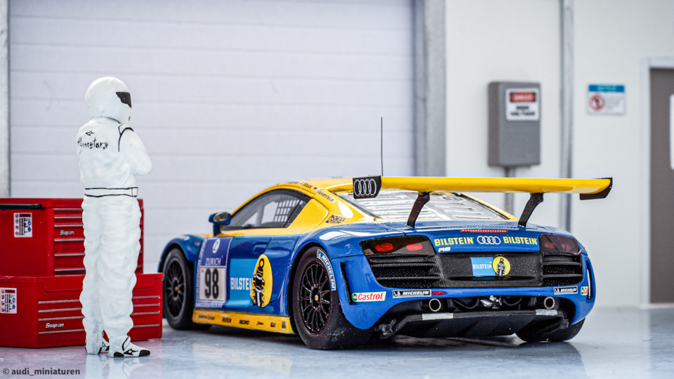 2010 Audi R8 LMS 