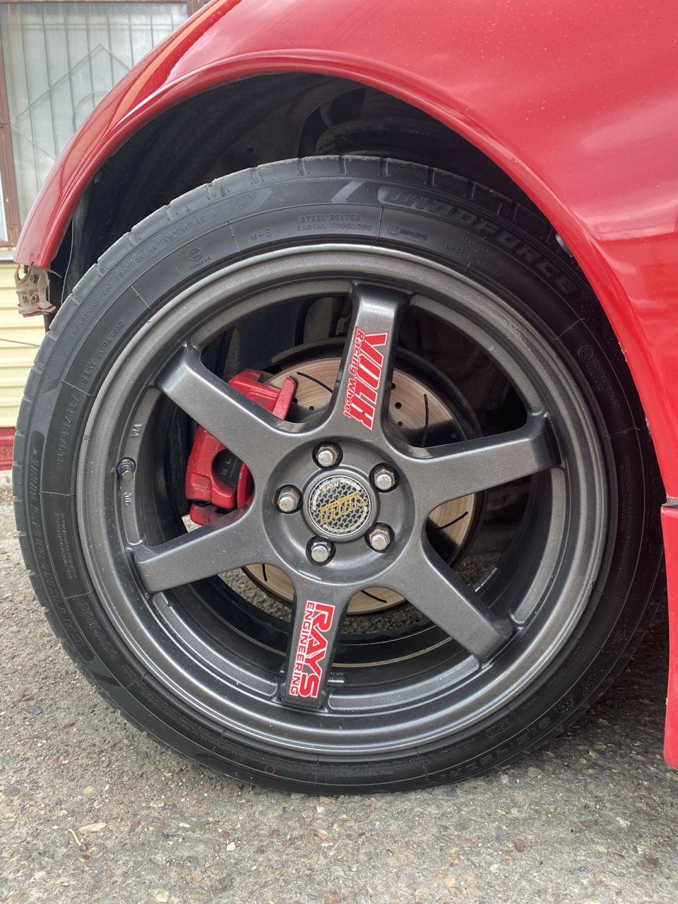 Готовимся к лету §4.2. Перфорированные тормозные диски SAT и колодки Brembo.  — Toyota Celica (230), 1,8 л, 2000 года | тюнинг | DRIVE2