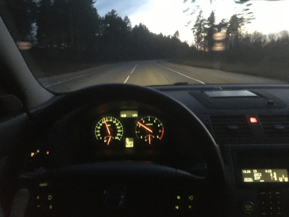 Фото в бортжурнале Volvo S40 (2G)