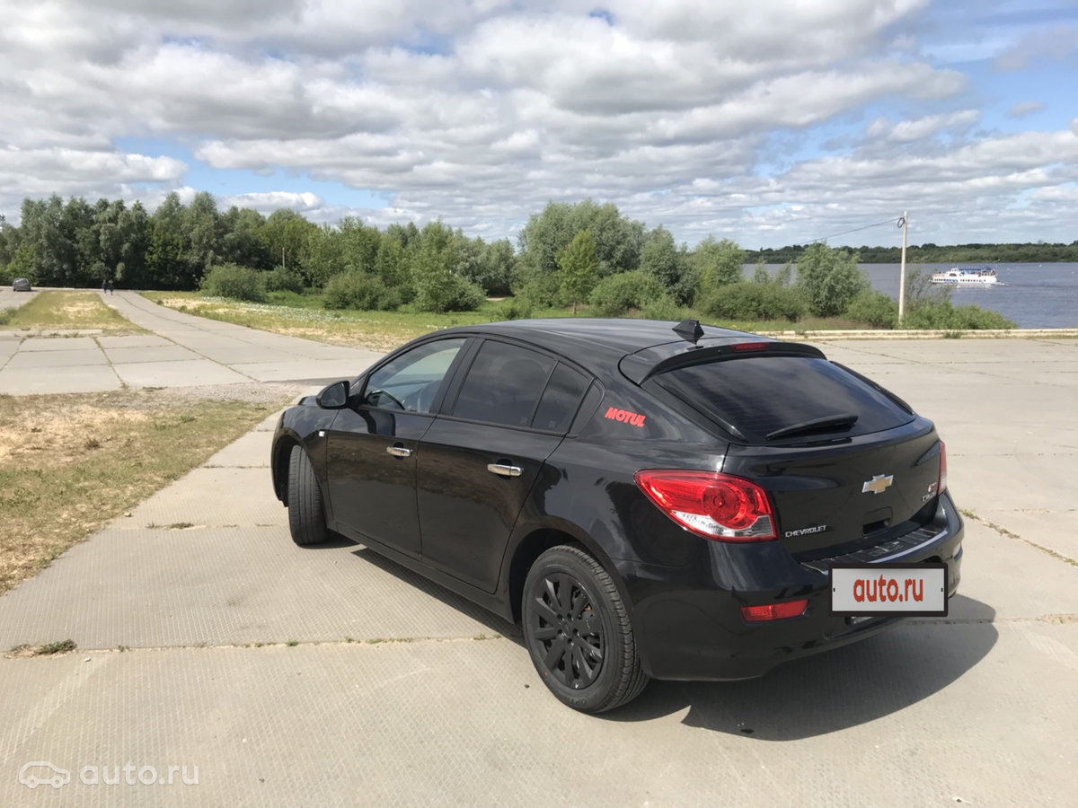 Chevrolet Cruze 2014 хэтчбек черный