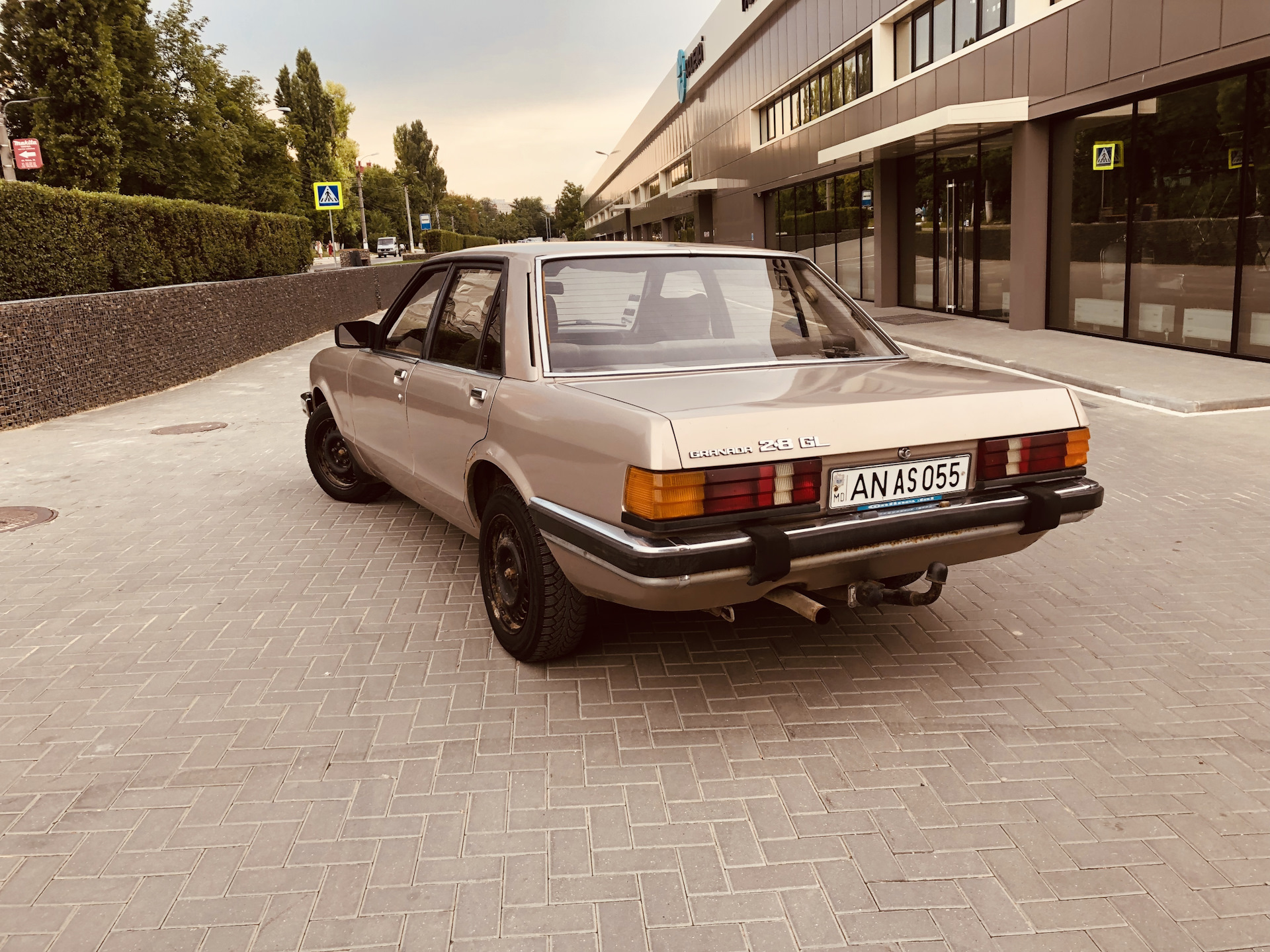 Ford Granada