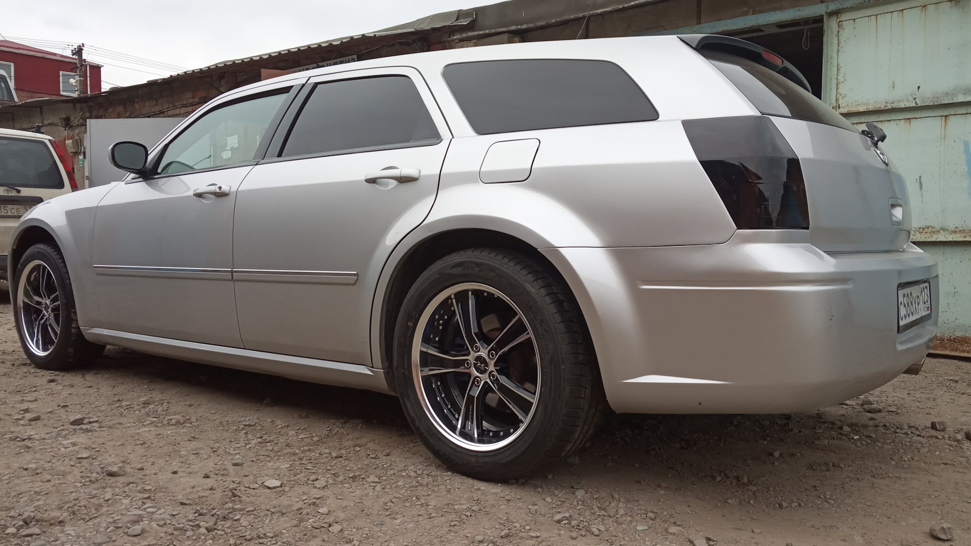 Dodge Magnum 3.5 бензиновый 2008 | Слоник на DRIVE2