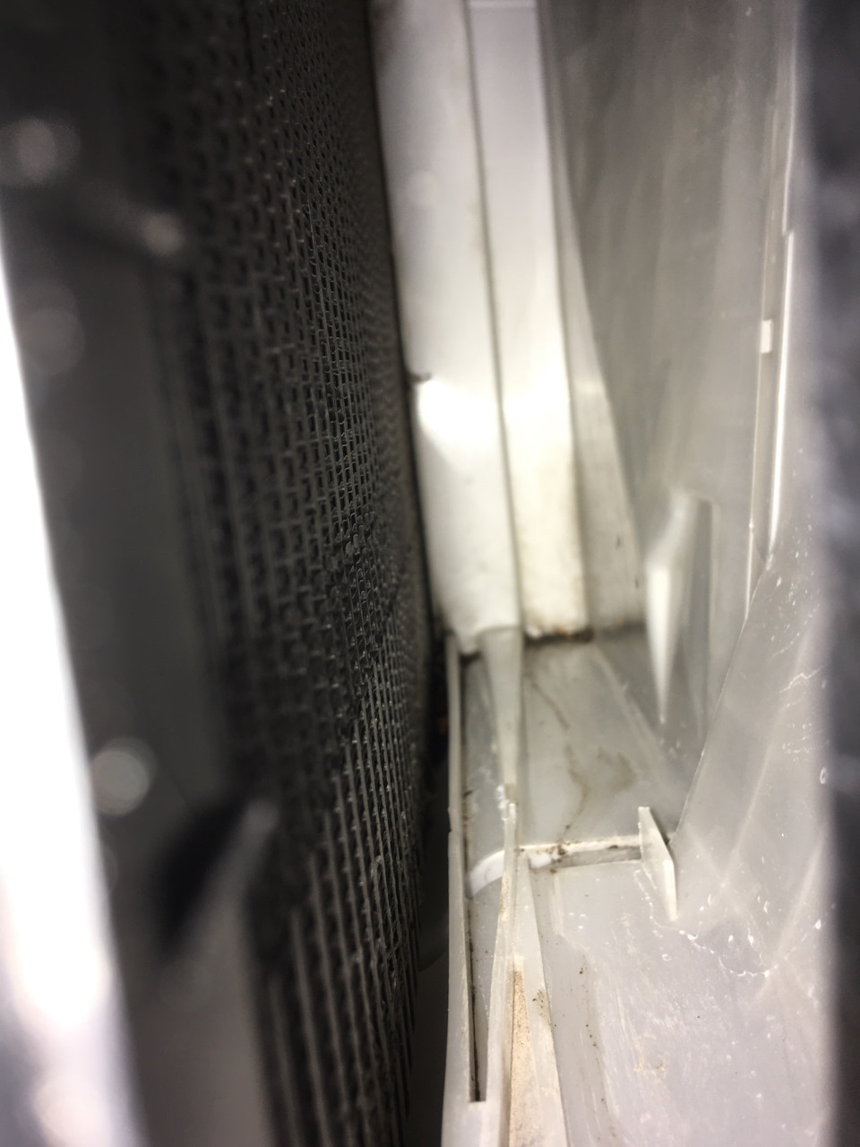 Очистка испарителя кондиционера хлоргексидином — Nissan Teana (J32), 2 ...